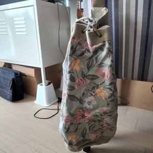 Gap floral cotton canvas backpack